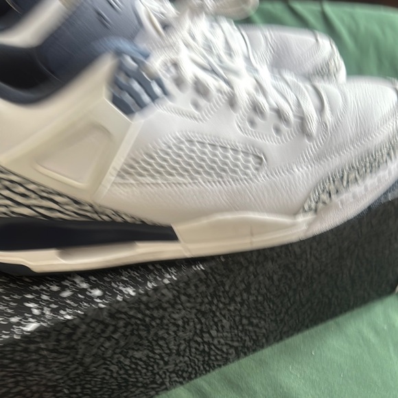 Air Jordan White and Black Sneakers - Picture 5 of 6